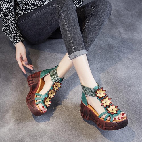 Flowers Decor Strappy Back Zipper Peep Toe Wedge Sandals - Green image