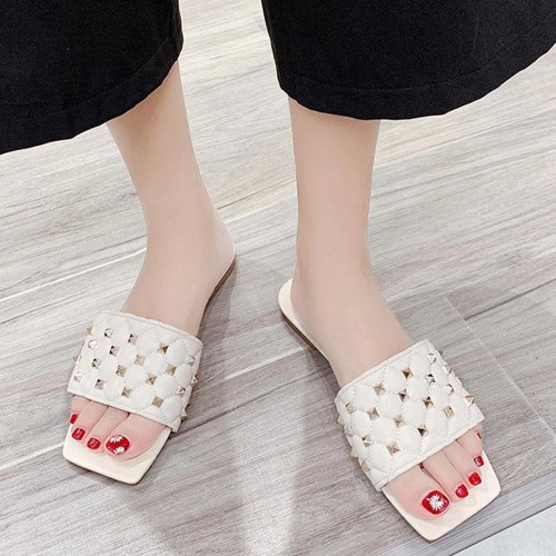 Rhombus Comfortable Flat Bottom Square Toe Slippers - White image