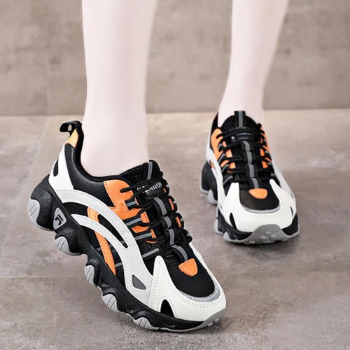 Breathable Mesh Round Toe Cross Straps Lace Up Sneakers - White image