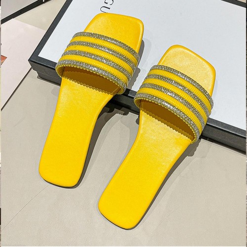 Rhinestone Non Slip Square Head Flat Bottom Slippers - Yellow image