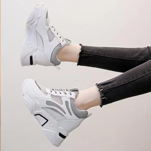  Platform Mesh Round Toe Thick Bottom Breathable Sneakers - Grey image