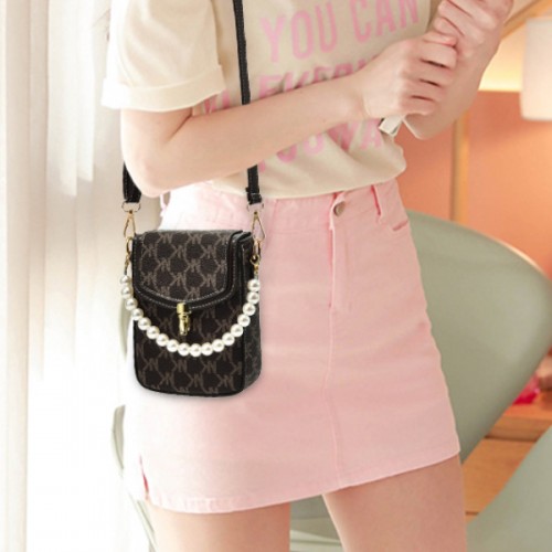 Stylish Pearl Chain Mobile Phone Letter Printed Mini Shoulder Bag - Black image