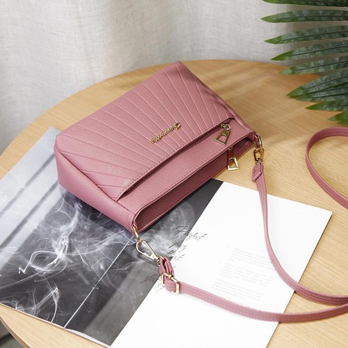 Trendy Adjustable Stripe Rhombic Small Square Messenger Bag - Pink image