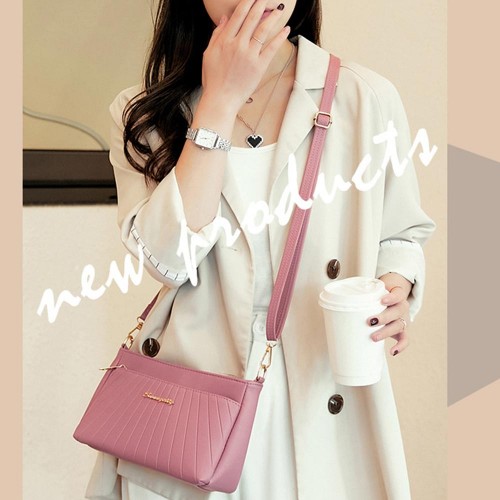 Trendy Adjustable Stripe Rhombic Small Square Messenger Bag - Pink image
