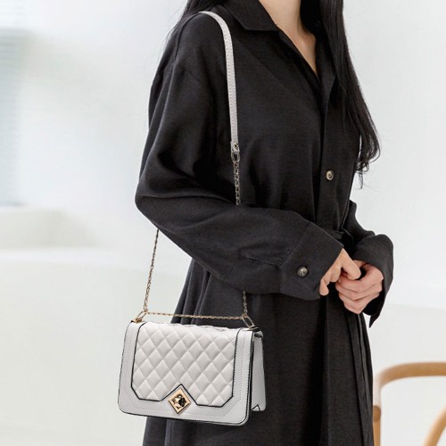 Elegant Rhombus Flip Lock Closure Women Shoulder Bag - White image