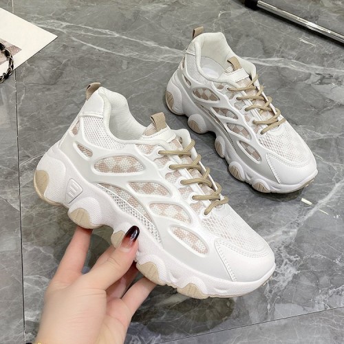 Comfort Round Toe Breathable Lace Up Sports Sneakers - Brown image