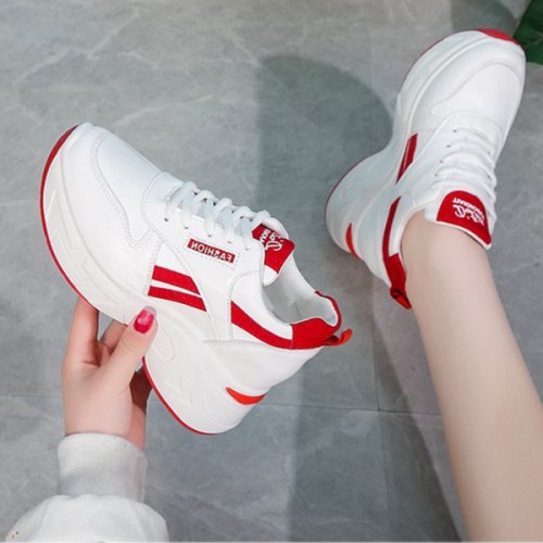 Thick Bottom Lace Up Low Cut Round Head Mesh Sneakers - Red image