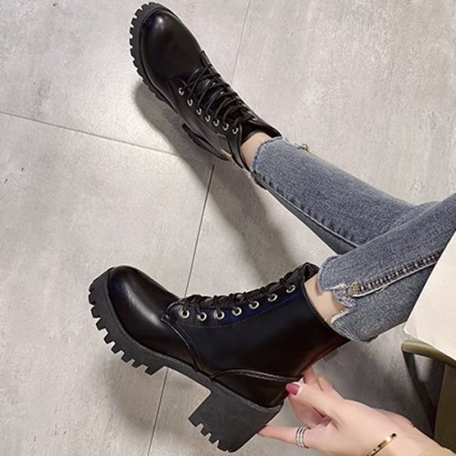Soft Sole High Top Belt Buckle Laces Chunky Heel Short Boots - Black image