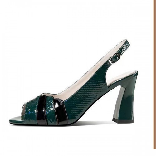 Stylish Peep Toe Buckle Closure High Heel Pumps Sandals - Green image