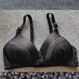 Elastic Sponge Thin Mold Cup Push Up Wire Free Women Bra - Black