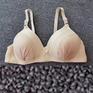 Elastic Sponge Thin Mold Cup Push Up Wire Free Women Bra - Cream