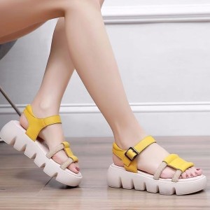 Roman Style Sequin Buckle Strappy Fish Mouth Women Sandals - Yellow
