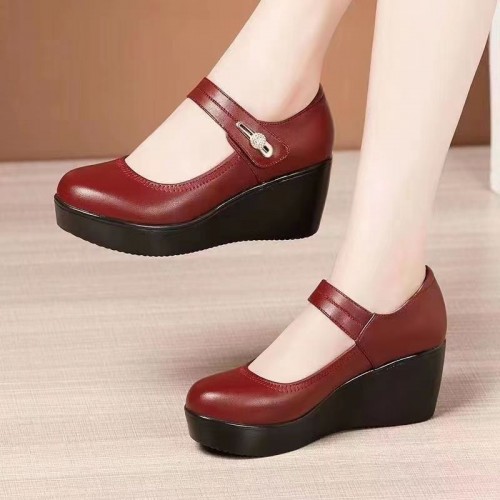 Platform Round Toe Soft Sole Wedge Women Casual Shoes - Red image