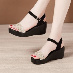 Sequin Platform Thick Bottom Strappy Women Sandals - Gold
