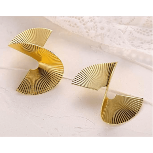 Retro Clip Earrings for Women Earrings Clips / Gold Clip image