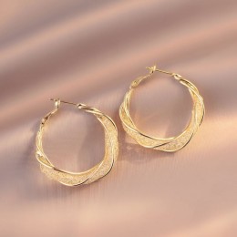 Stylish Gold Hoop Earrings with a Unique Twist Design