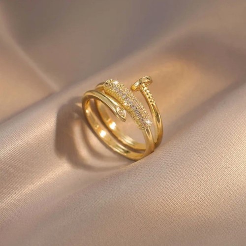 14K Gold Luxurious Screw Ring for Women image