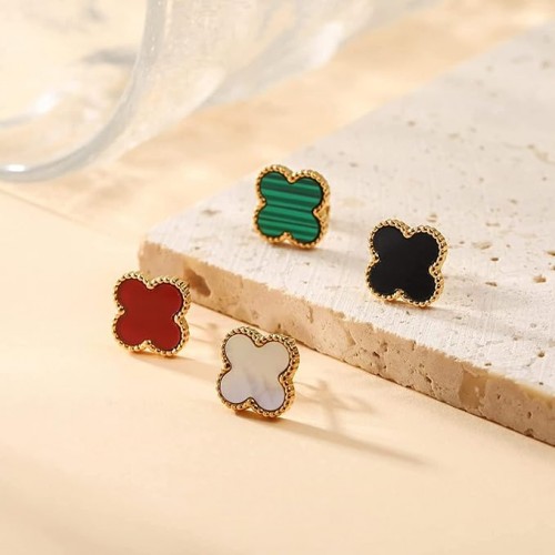 White and Gold Clover Necklace, Bracelet, and Earrings Set image