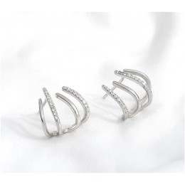  Glamorous Silver Claw-Shaped Stud Earrings With Rhinestones