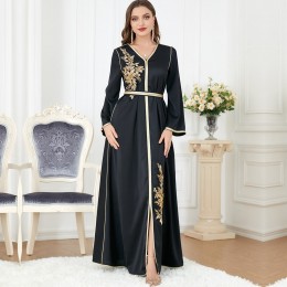Cream V-neck collar, solid pink, embroidery belt, regular sleeve kaftan - Black